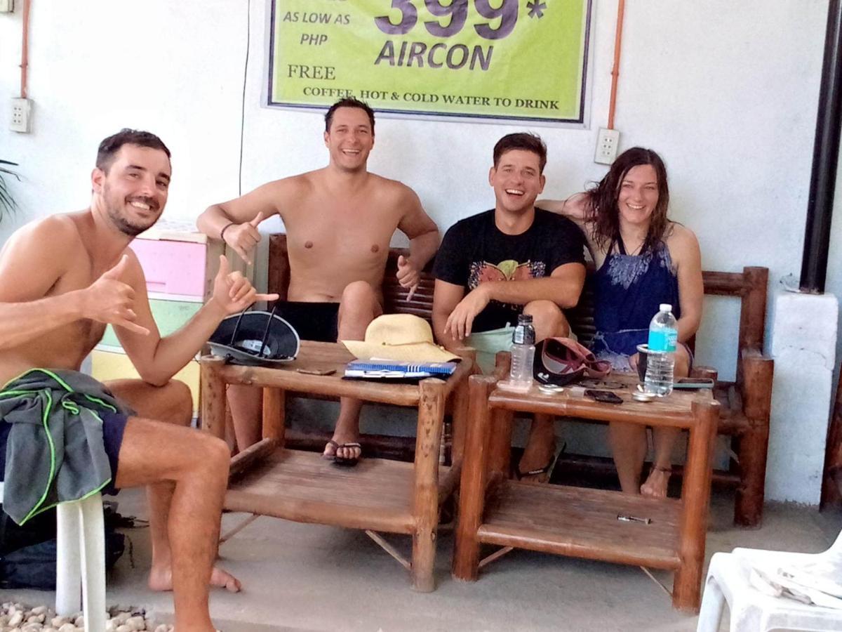 Cheri Backpackers Hostel Moalboal Zewnętrze zdjęcie