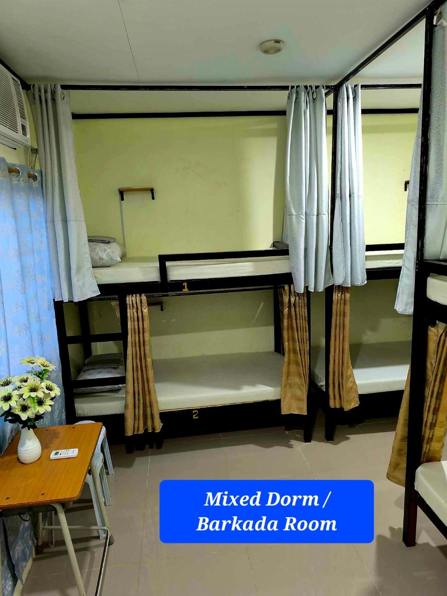 Cheri Backpackers Hostel Moalboal Zewnętrze zdjęcie